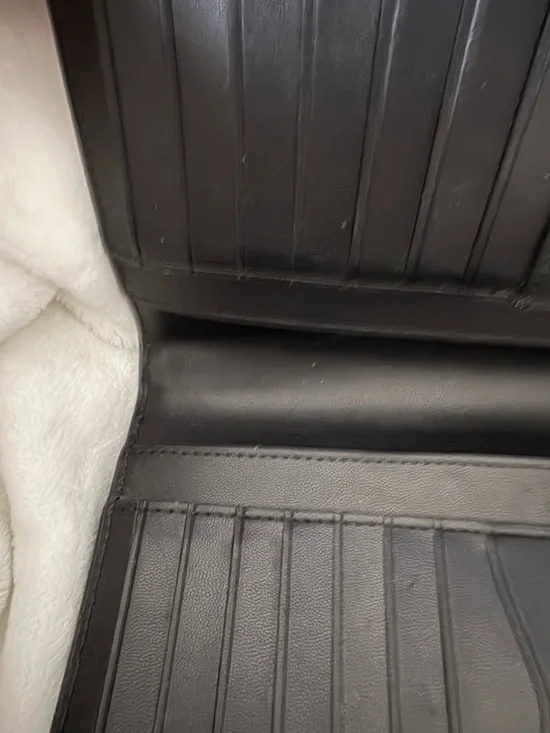 Kate Spade Leila Black Pebbled Leather Medium Universal Phone Wristlet Wallet - Picture 11 of 15